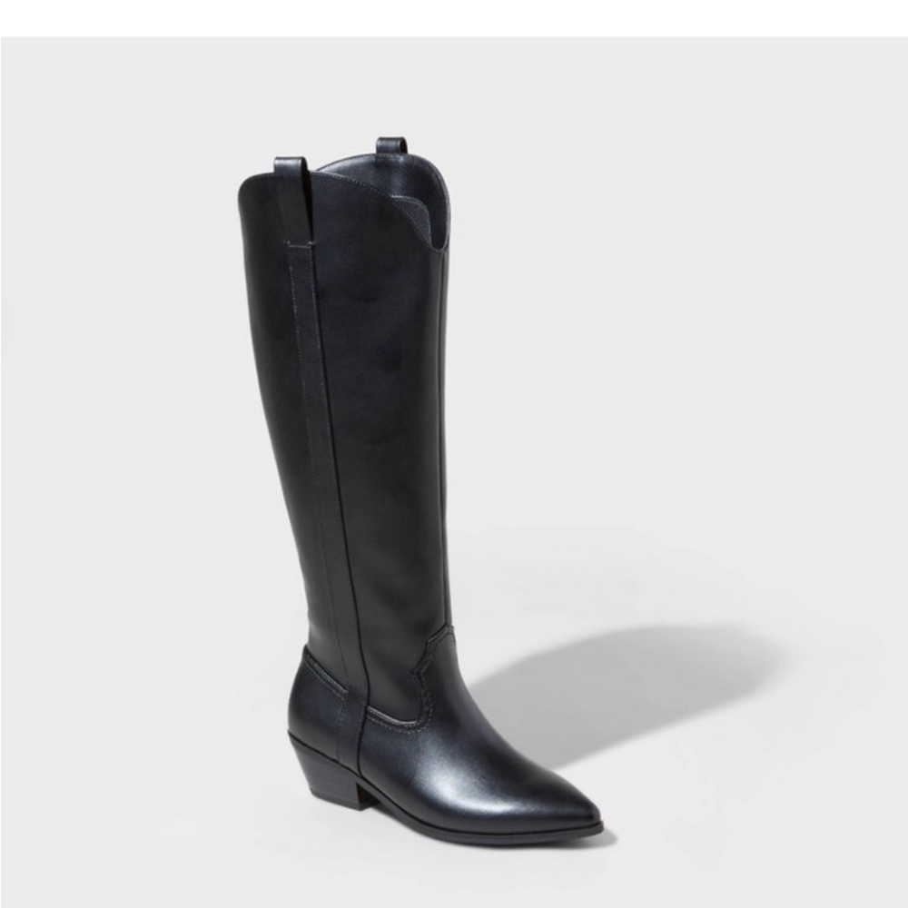 Universal Thread Target black tall boots size 5.5